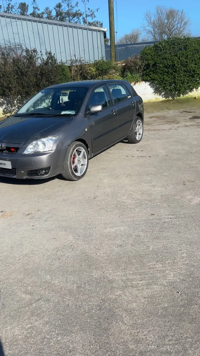 E12 Corolla - Image 2