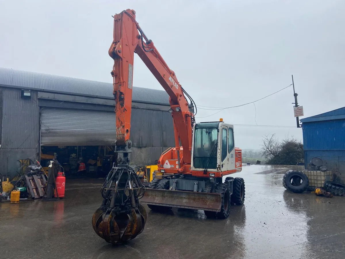 Atlas 1304 Rubber Duck - Image 2