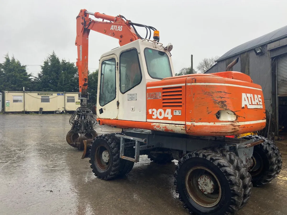 Atlas 1304 Rubber Duck - Image 1