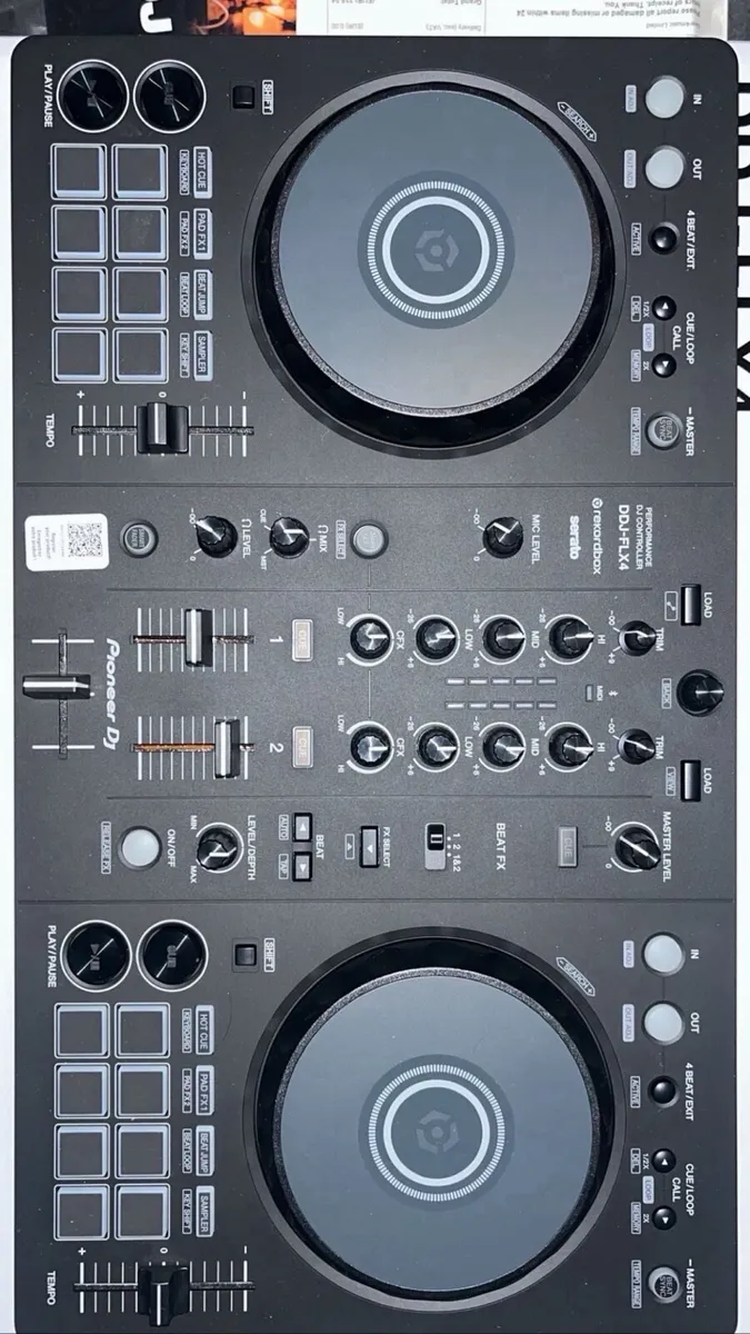 Pioneer DDJ-FLX4 & Alesis studio speakers - Image 3