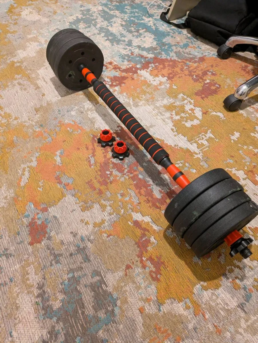 Barbell & dumbbells - Image 1