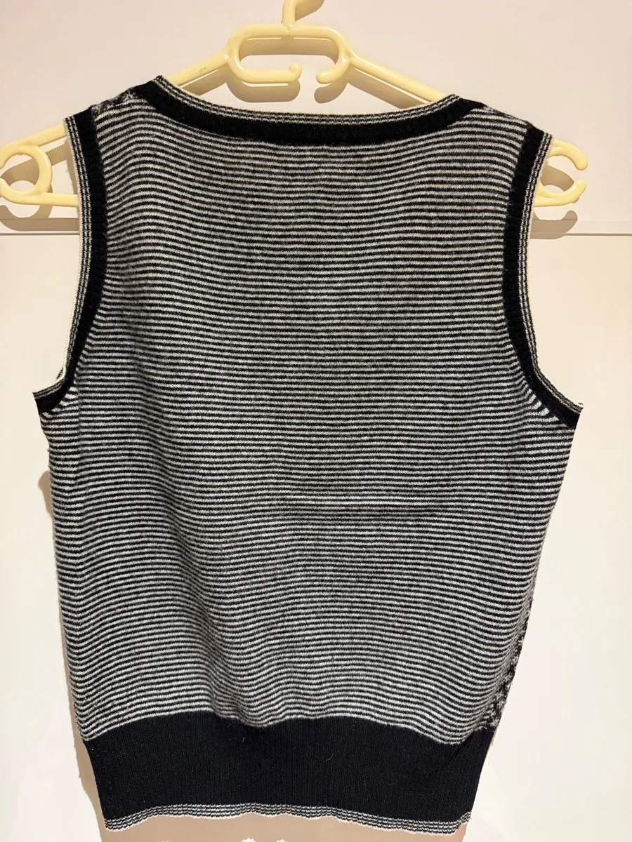 sweater vest - Image 4