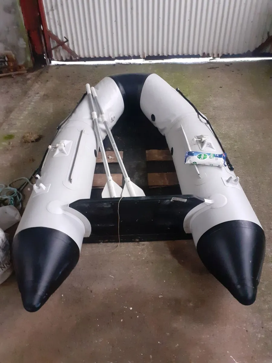 Inflatable punt - Image 3