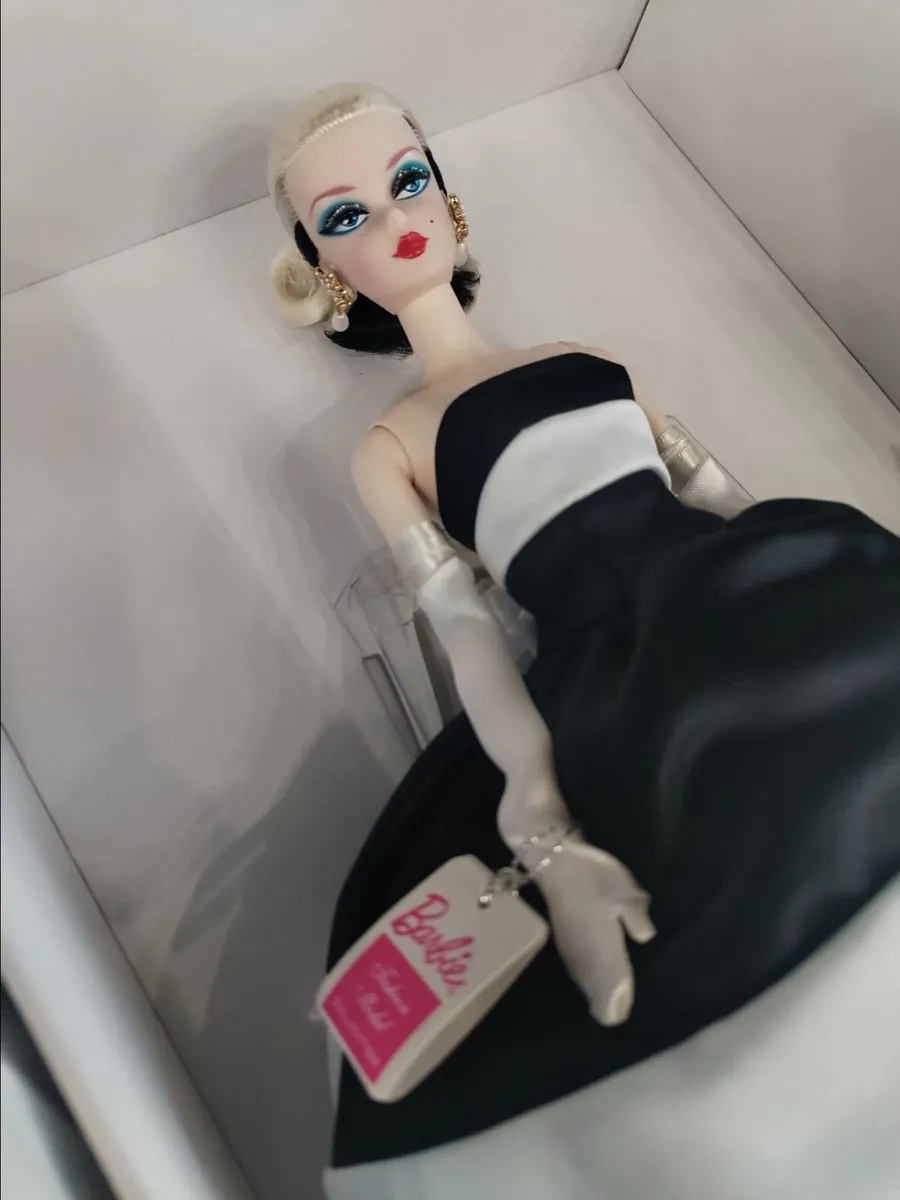Barbie Signature Black & White Forever limited ed - Image 3