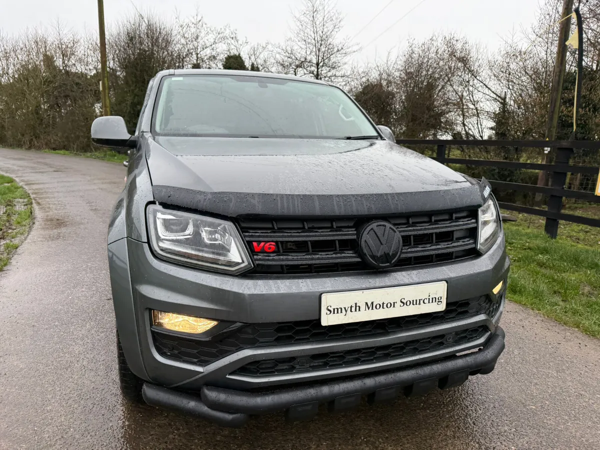 172 Volkswagen Amarok Black Ed***** - Image 4