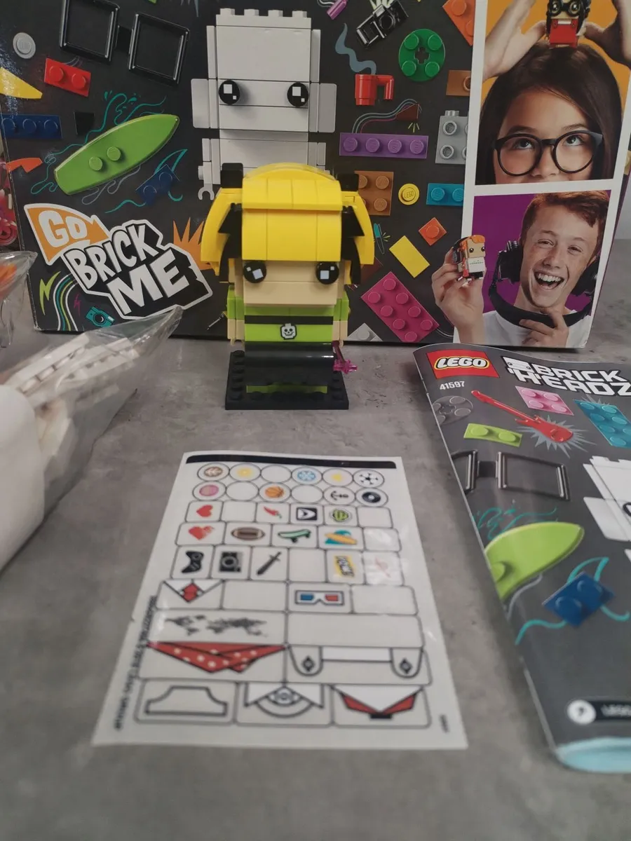 LEGO BrickHeadz 41597 Go Brick Me (Retired Set) - Image 4