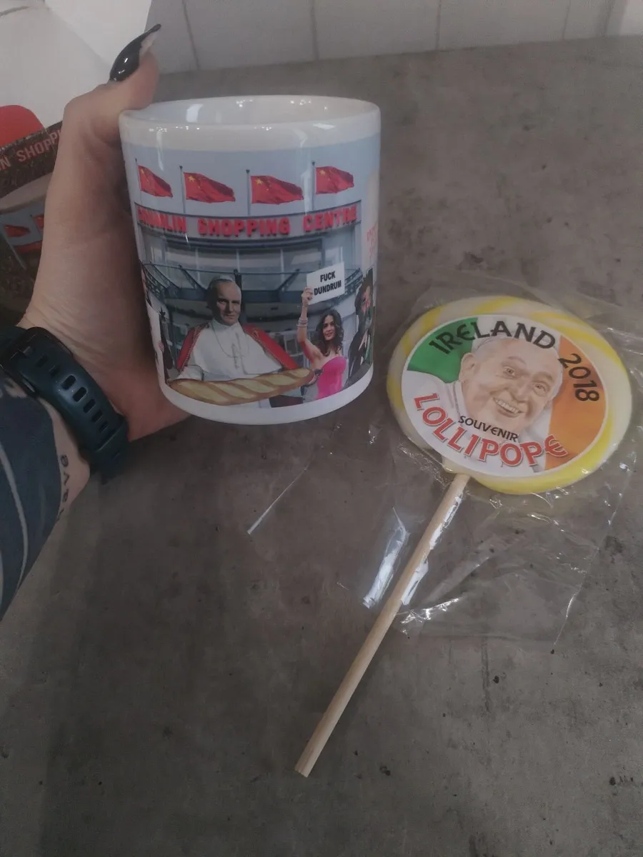 Pope Francis Ireland 2018. Dublin Satirical bundl - Image 1