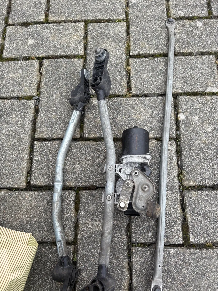 Renault Clio 3 wiper linkage - Image 3