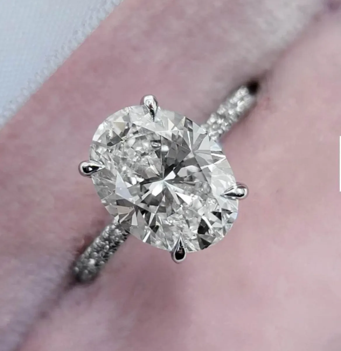 Engagement ring - Image 4