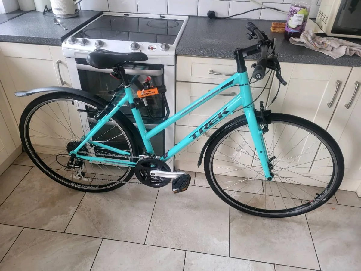 Ladies trek bike - Image 1