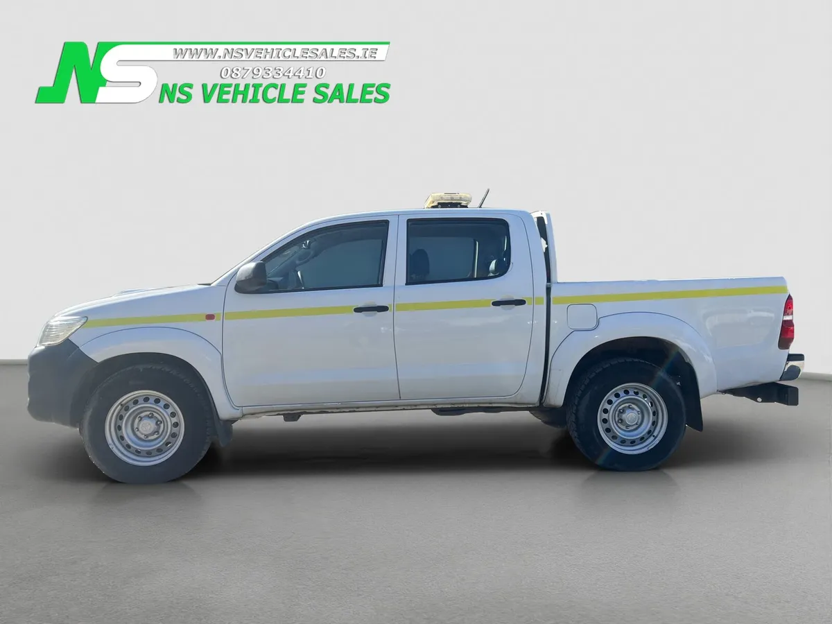 Toyota Hilux - Image 4