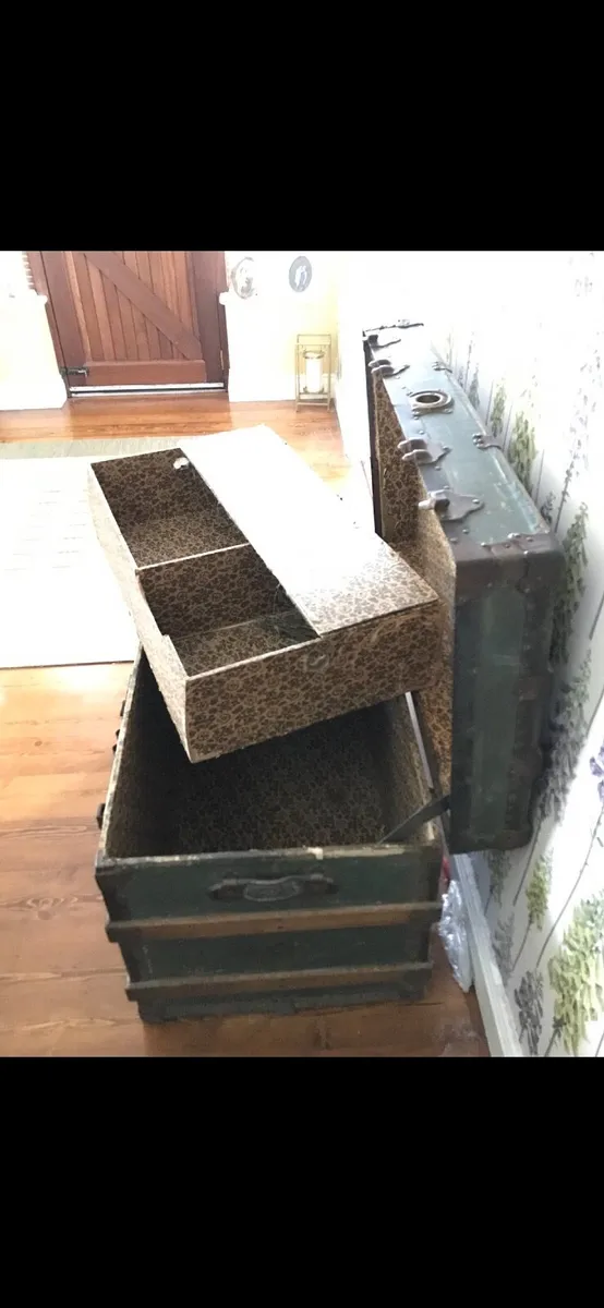Antique Trunk from 1912 - Image 3