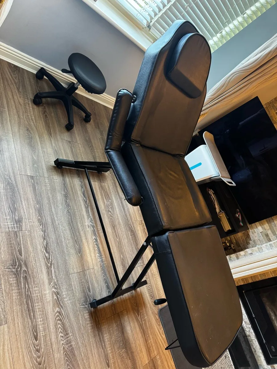 Beauty bed for home or salon - Image 3