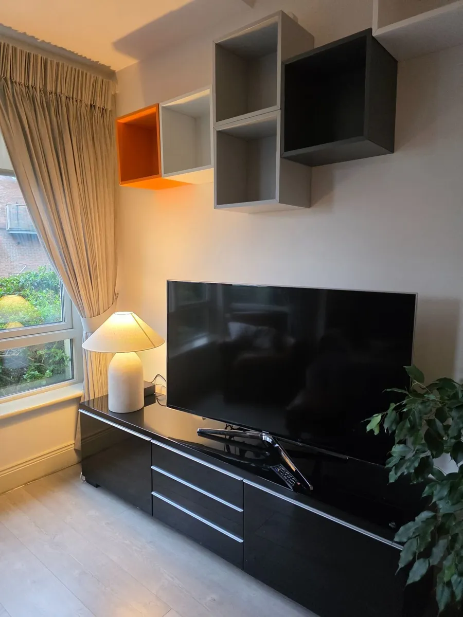 EKET Wall-mounted shelving units - Image 1