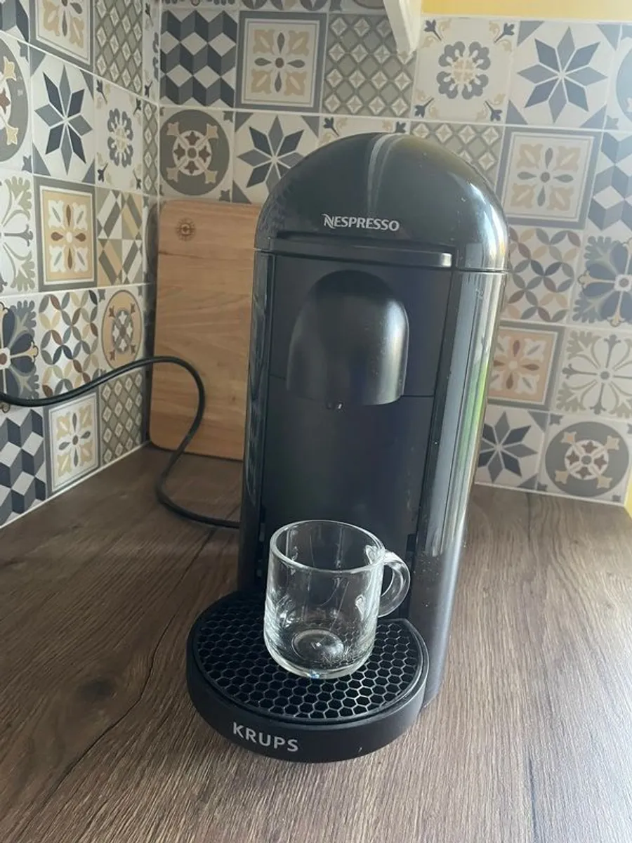 Nespresso Vertuo Plus GB Ink Black, Brand New, Still in Box - Image 4