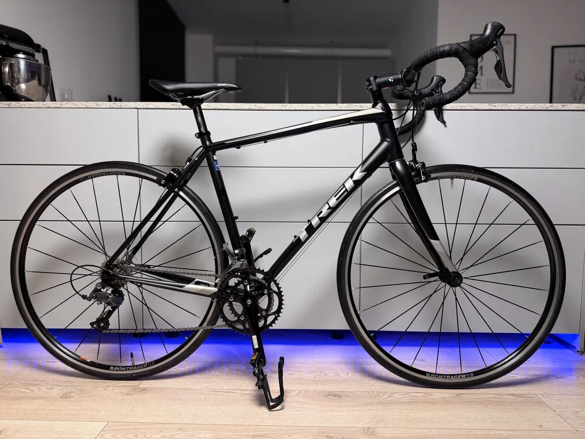 TREK Domane AL2 Carbon Fork Road Bike - Image 1