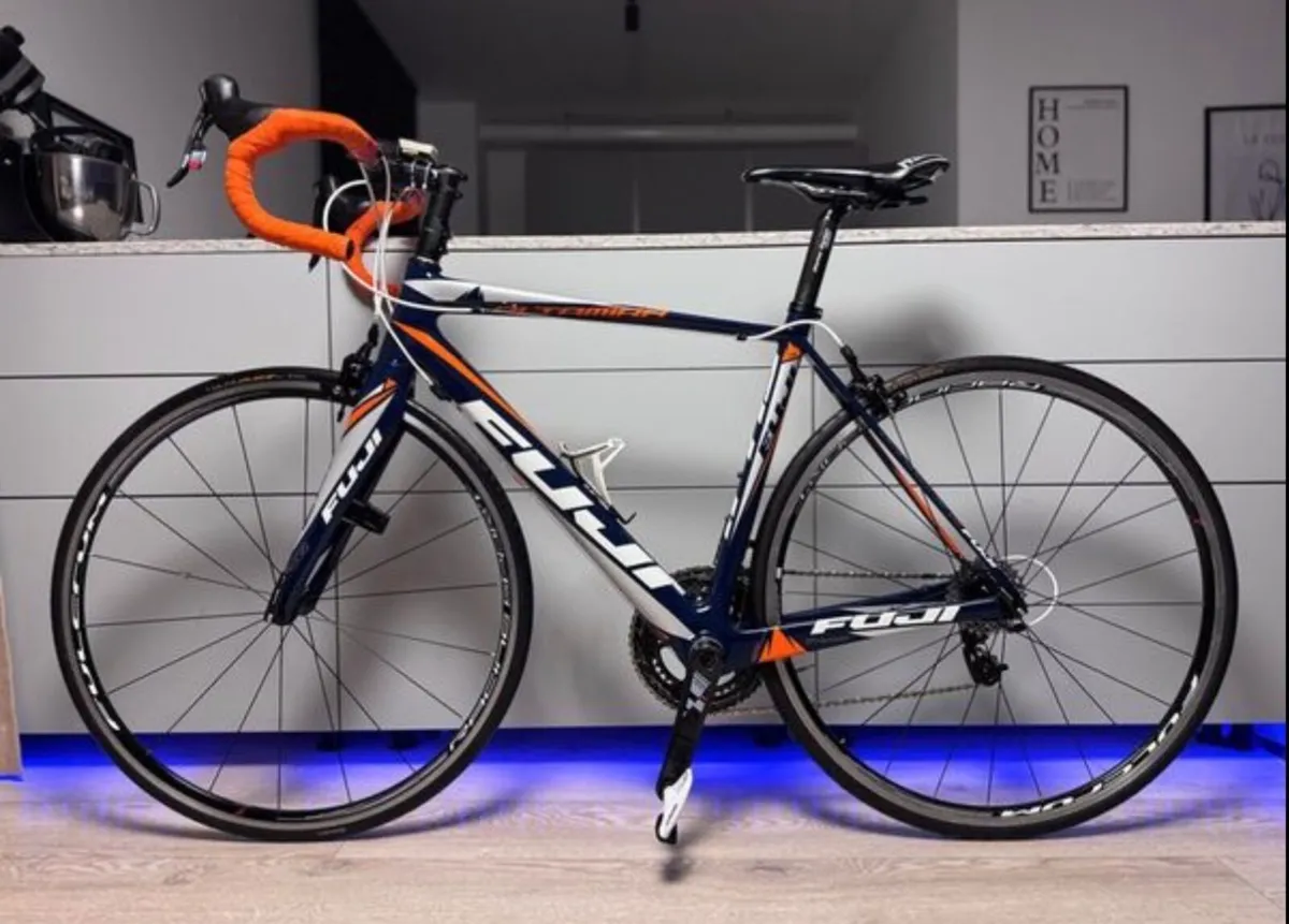 FUJI Altamira SL Full Carbon Road Bike - Image 2