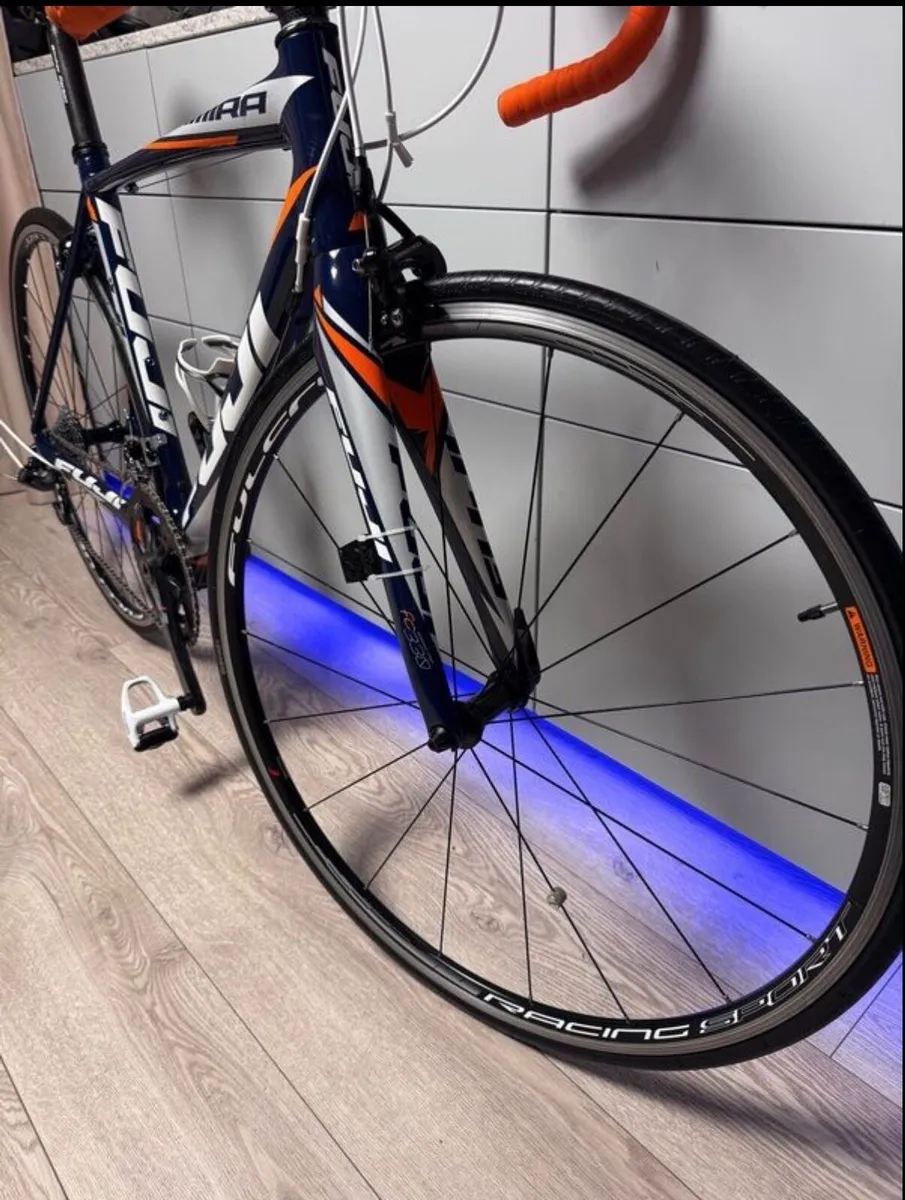 FUJI Altamira SL Full Carbon Road Bike - Image 4