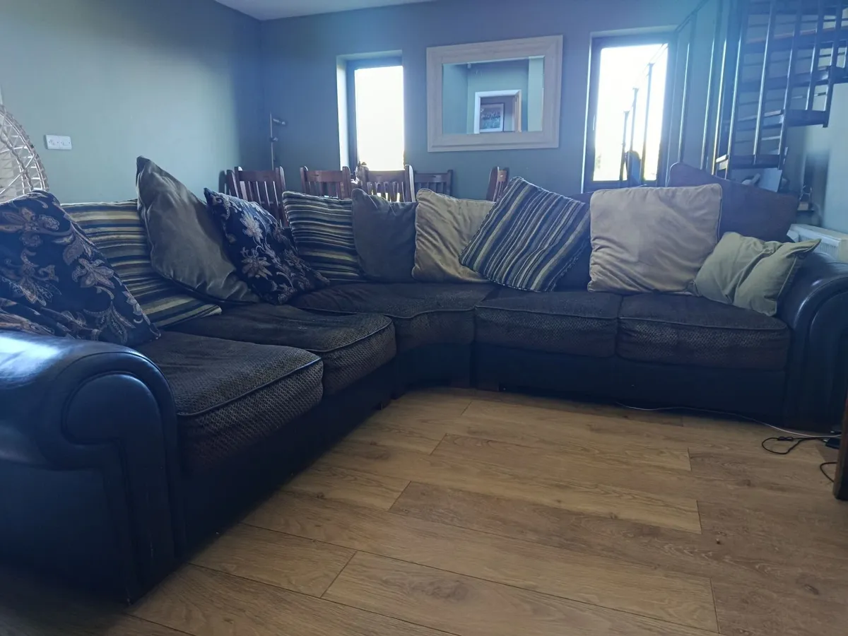 Corner Sofa - Image 1