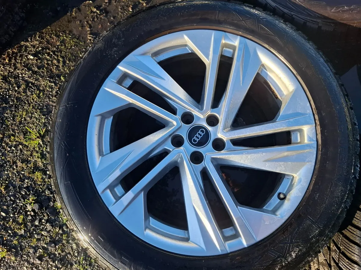 20" Genuine Audi Q7 S Line Alloys with tyres - Image 3
