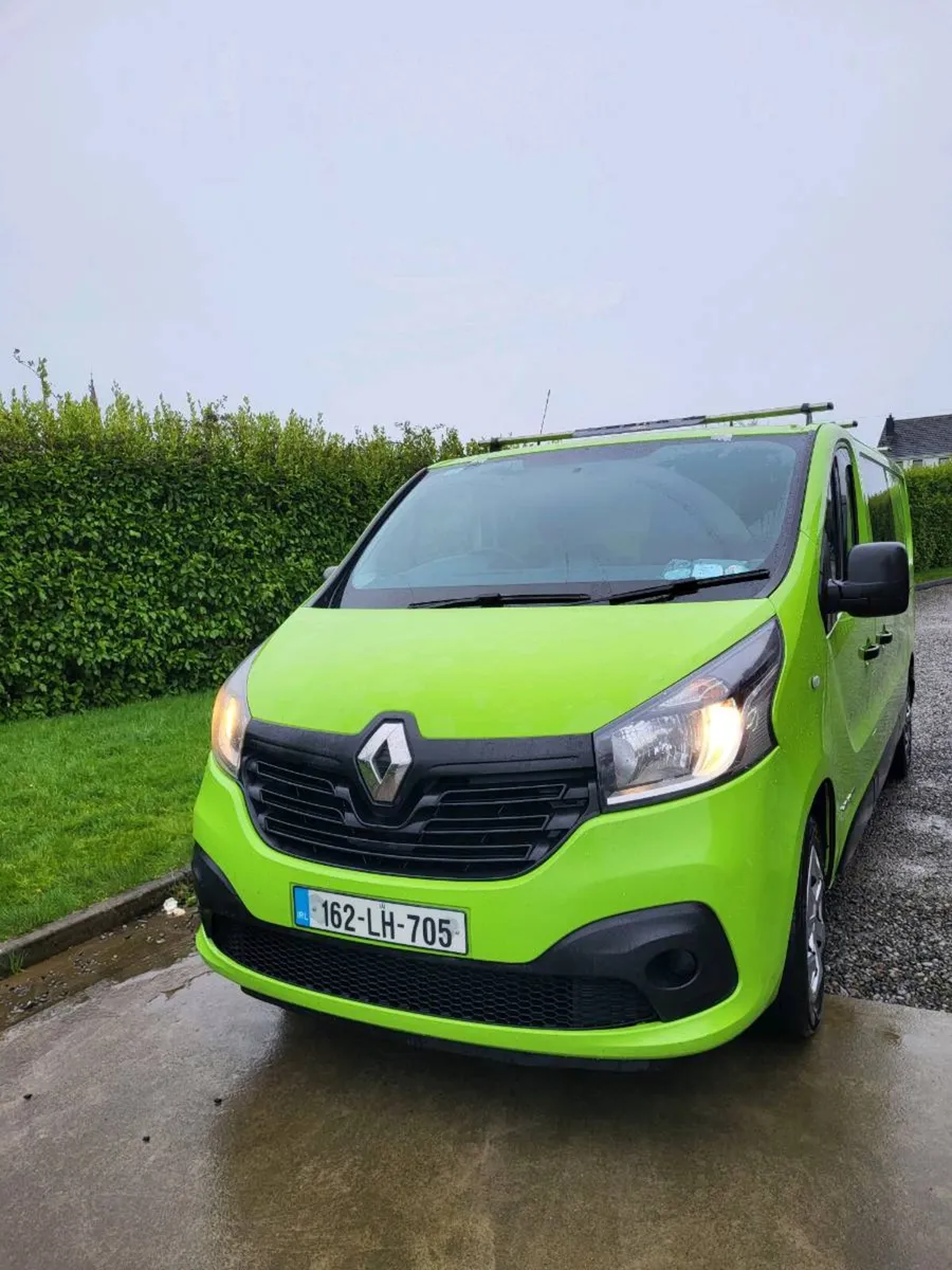 Renault traffic 1 owner from new 179000miles - Image 2