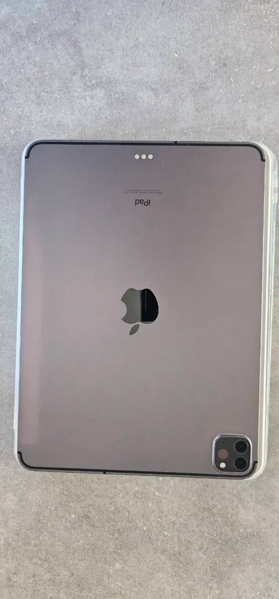 iPad Pro 11" - Image 2