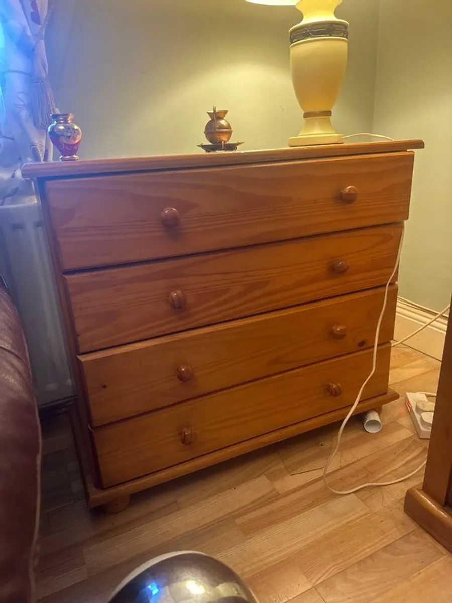 Solid wood drawers - Image 1