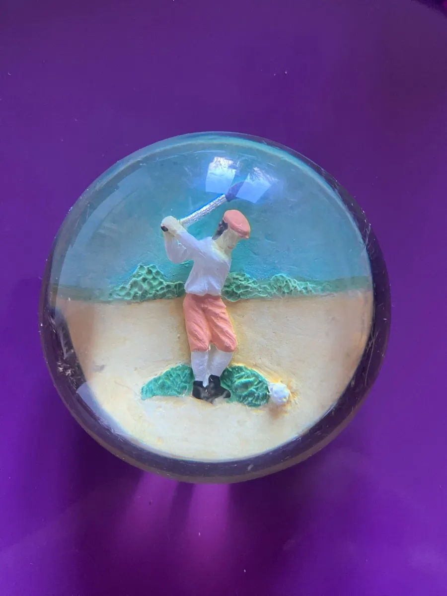 Vintage Golf Paperweight - Image 1