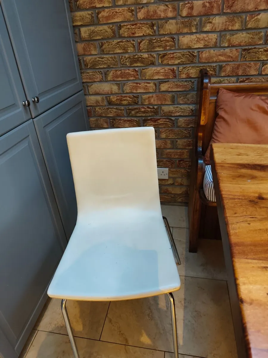 Dining chairs - Image 1