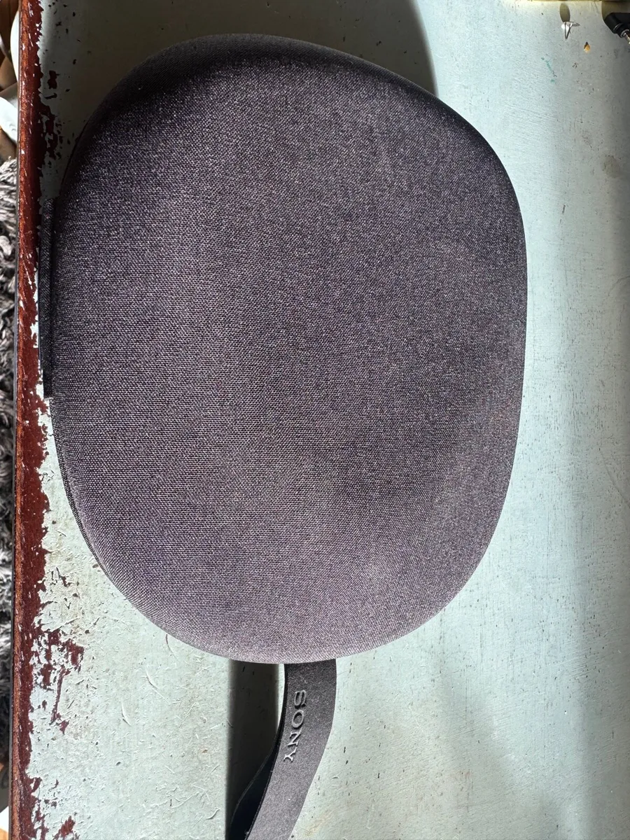 Sony XM6 ANC Headphones - Image 3