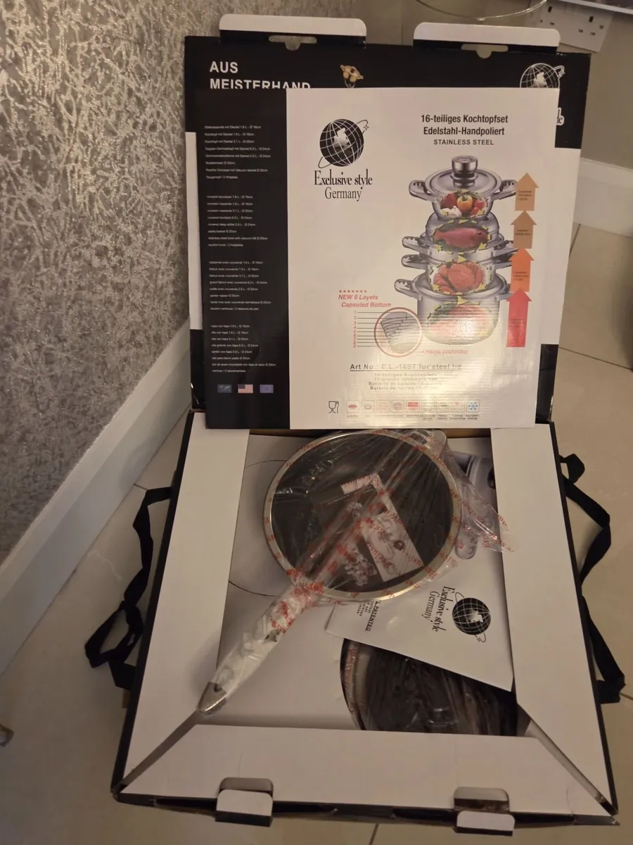 Brand New 16 pieces stainless steel cookware. - Image 1