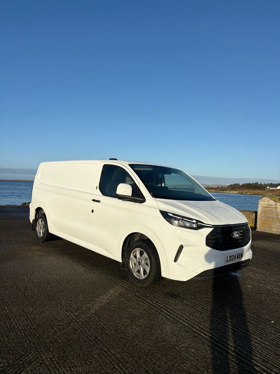 2024 Ford transit custom - Image 1