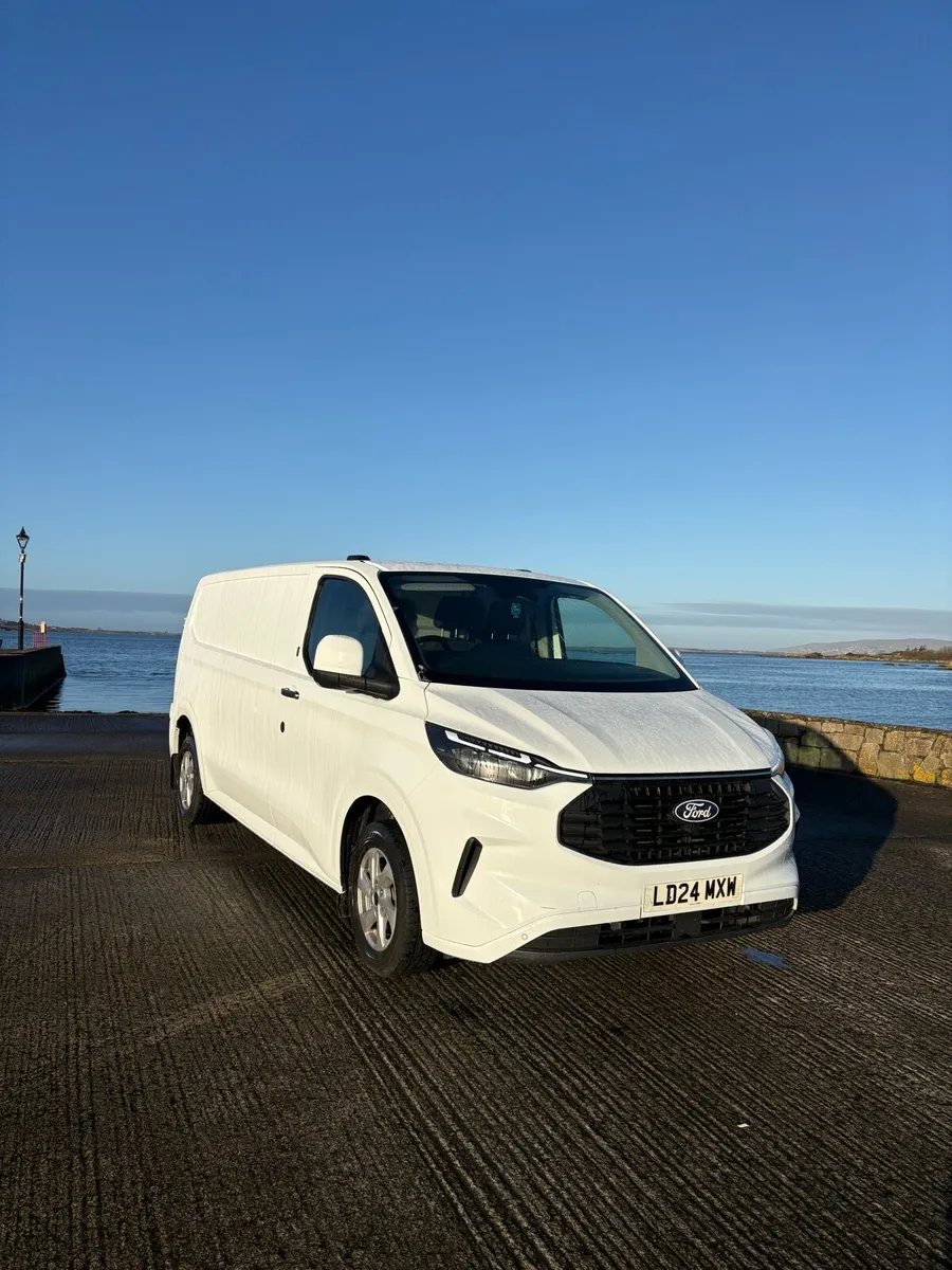 2024 Ford transit custom - Image 2