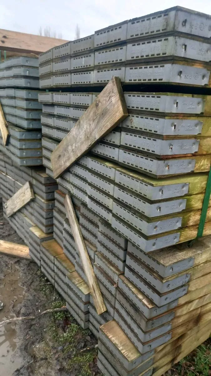 Brand new planks 8fts - Image 1