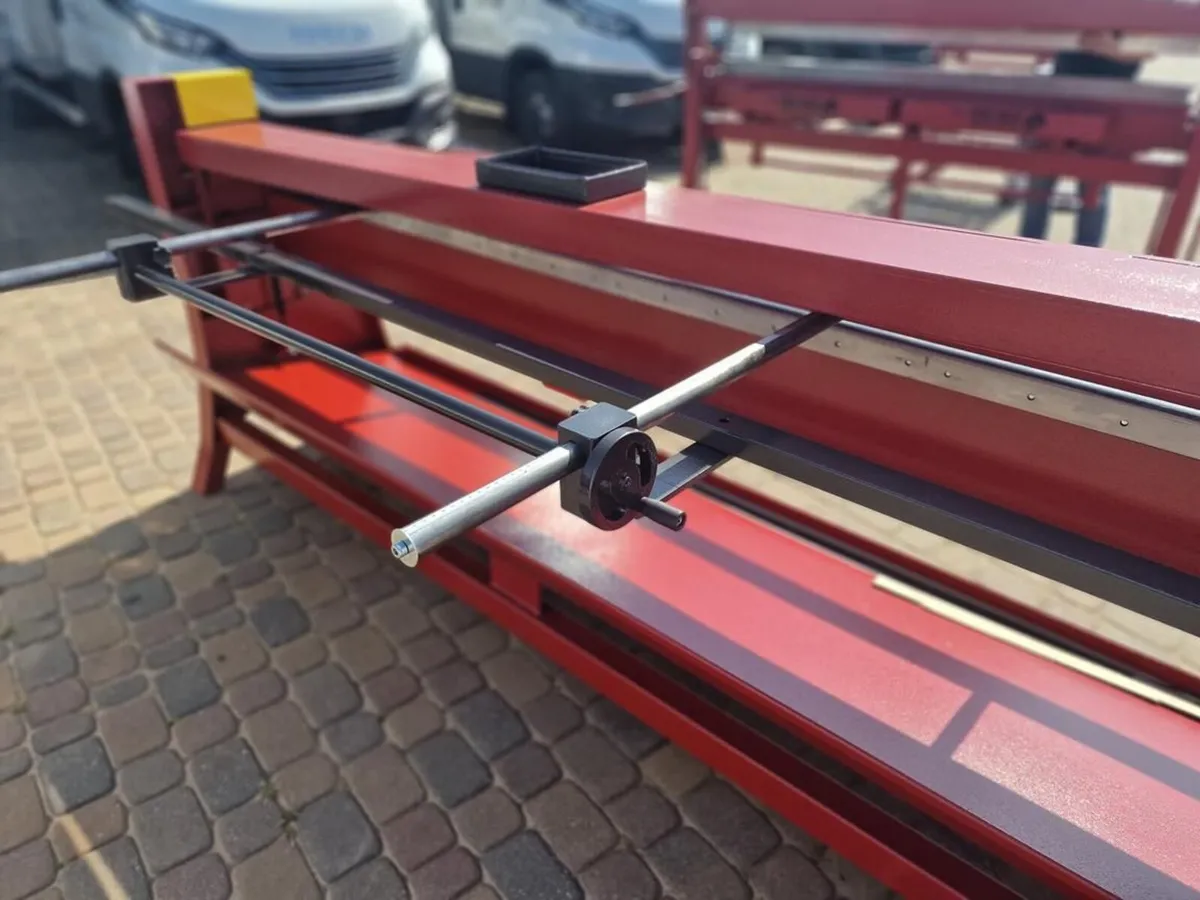 sheet metal guillotine 2,5m-1.2mm steel NEW - Image 4