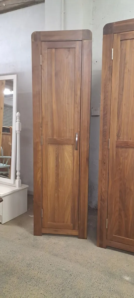 Mahogany shoe press, cupboard - Image 4