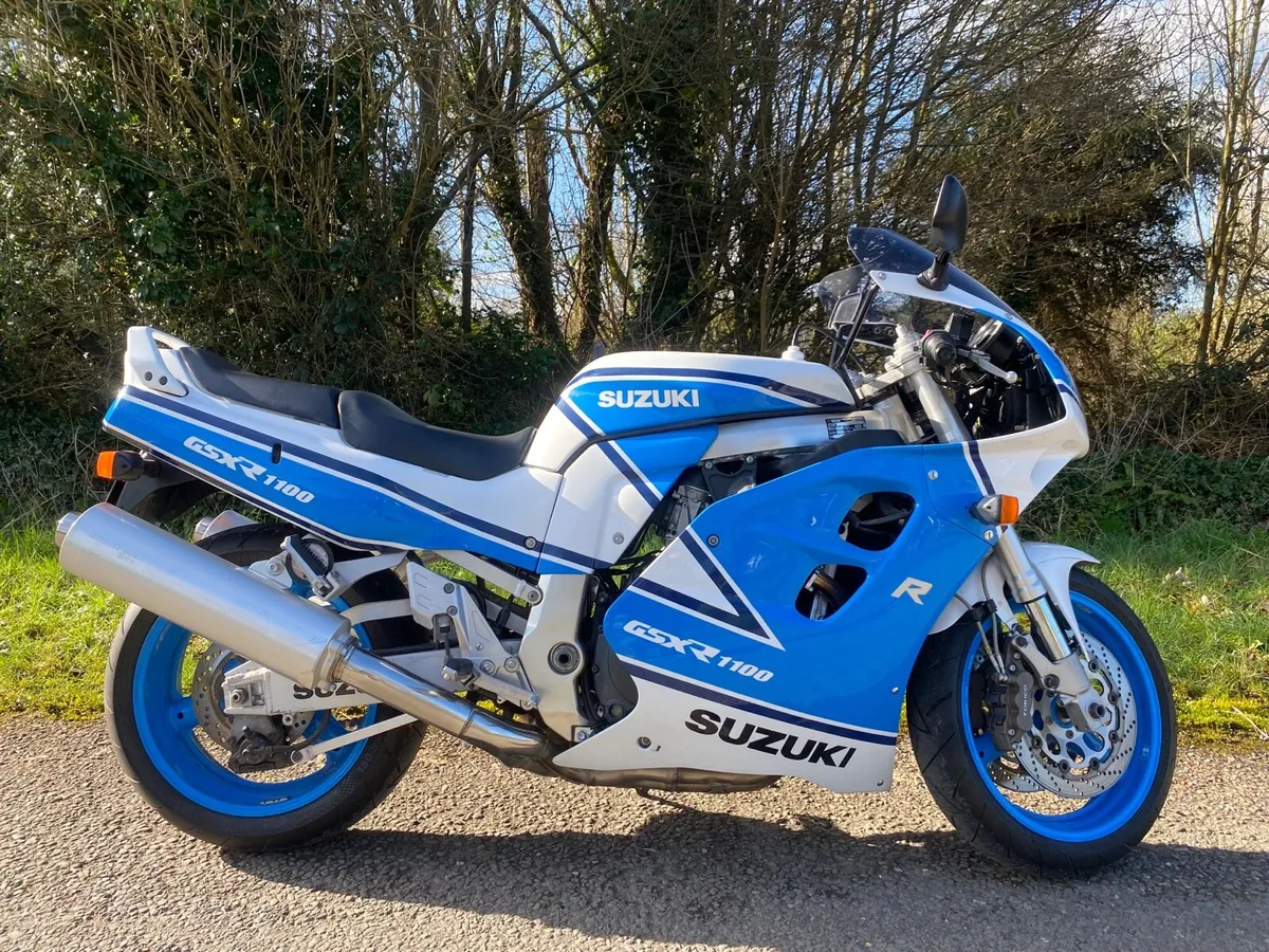 1996 SUZUKI GSXR 1100 STUNNING BIKE - Image 4