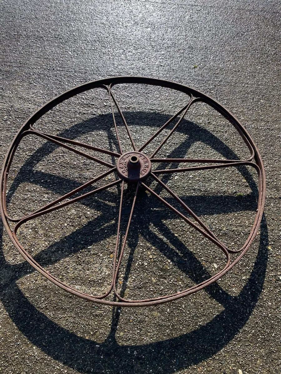 Pierce iron Wheel - Image 2