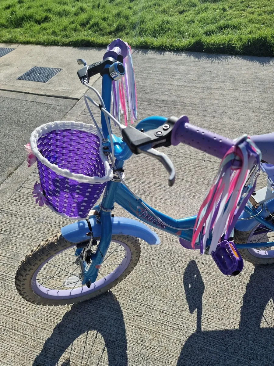 Size 16inch Girls Bike - Image 3
