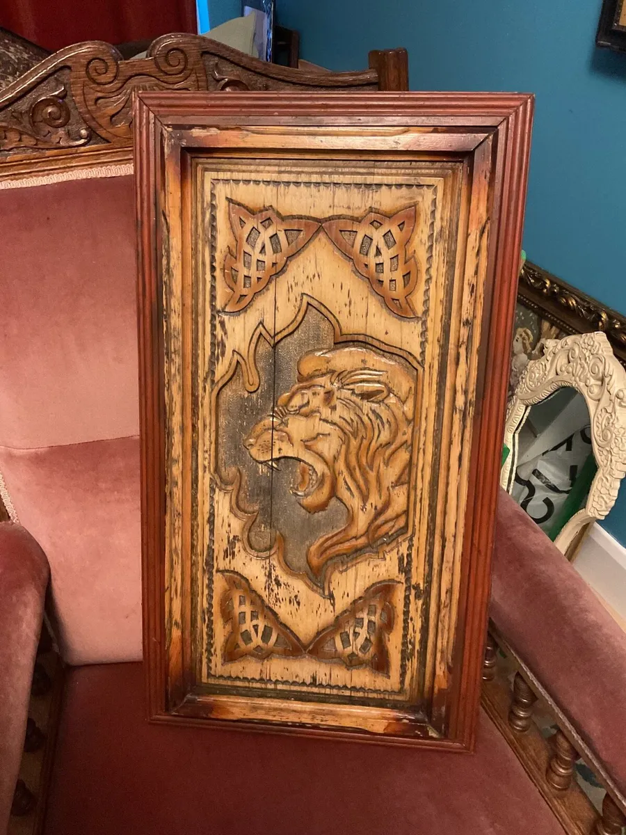 Carved Heraldic Lion Hanging - Image 1