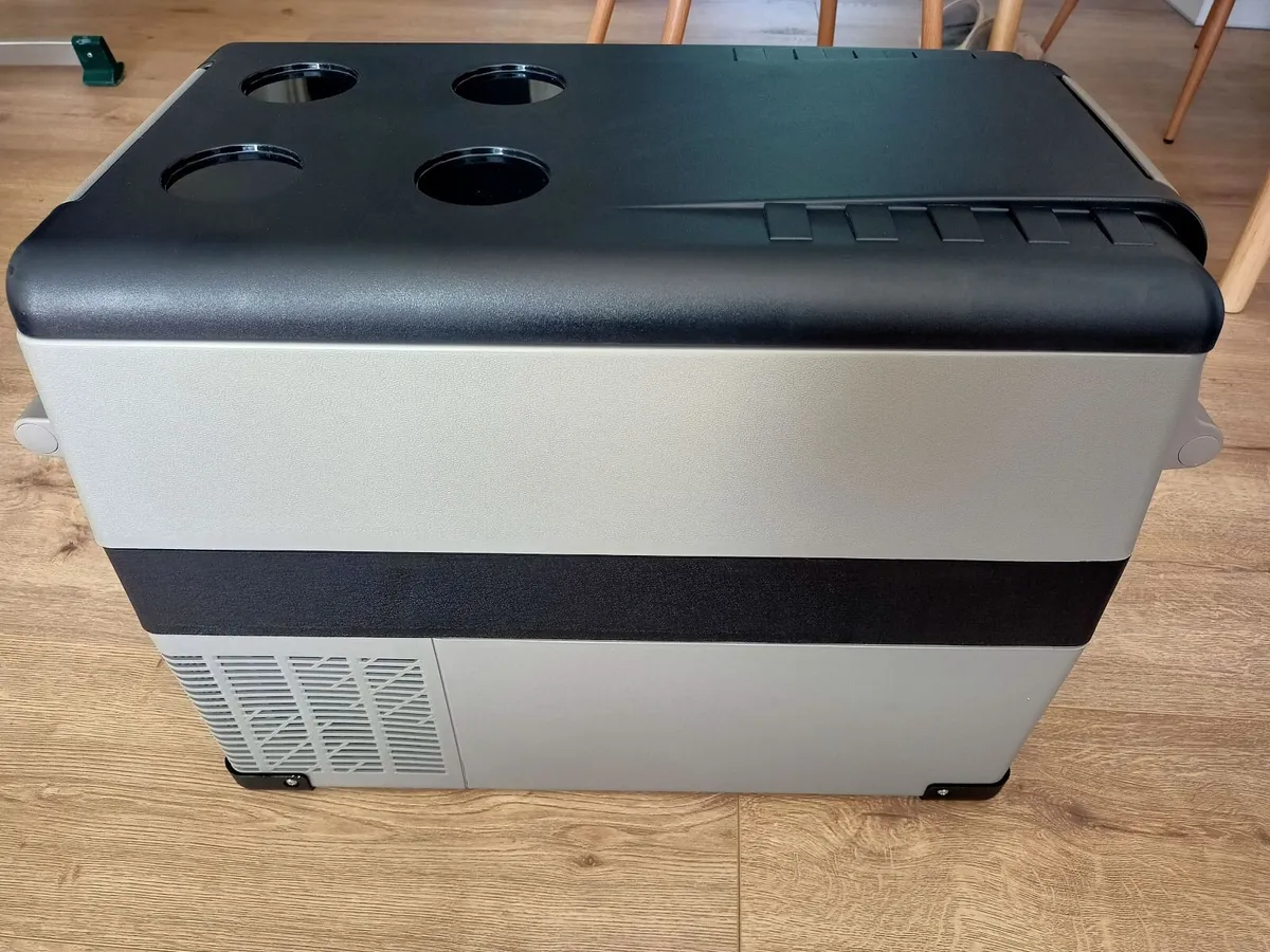 12V Compressor chest fridge for boat camper van - Image 3