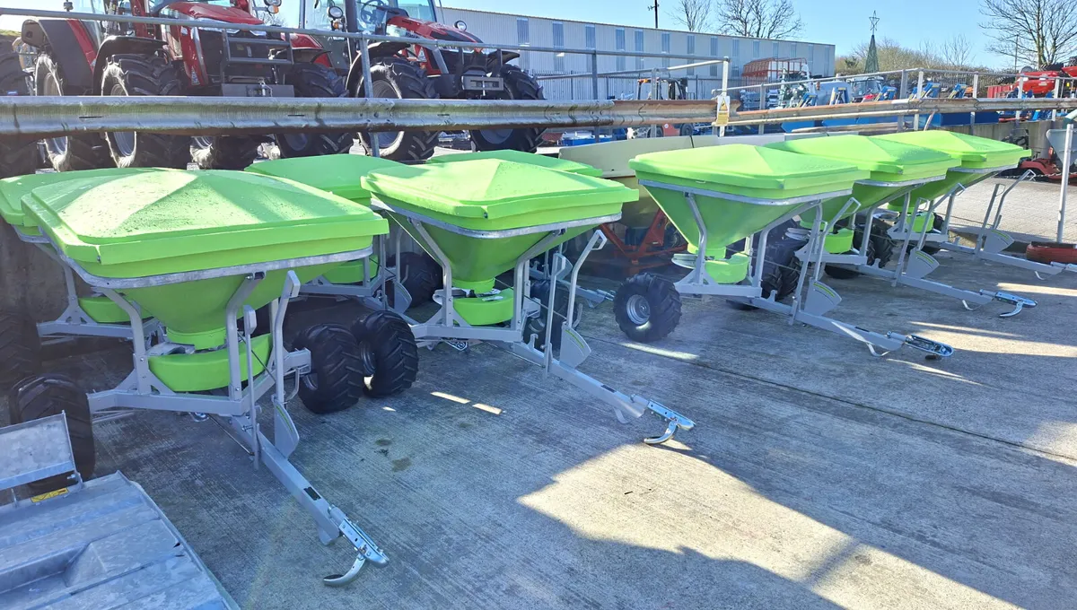 ATV SPREADER - Image 1