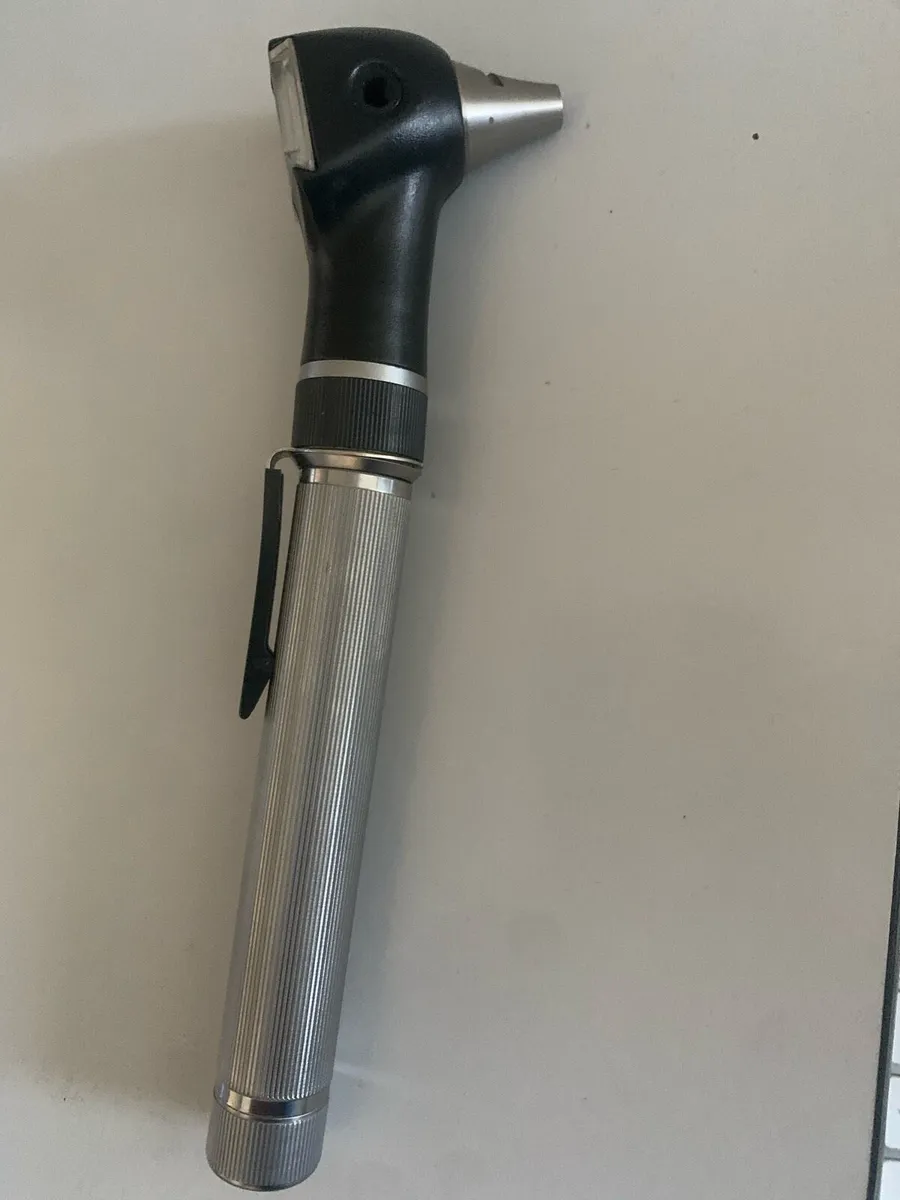 Welch Allyn Otoscope - Image 2