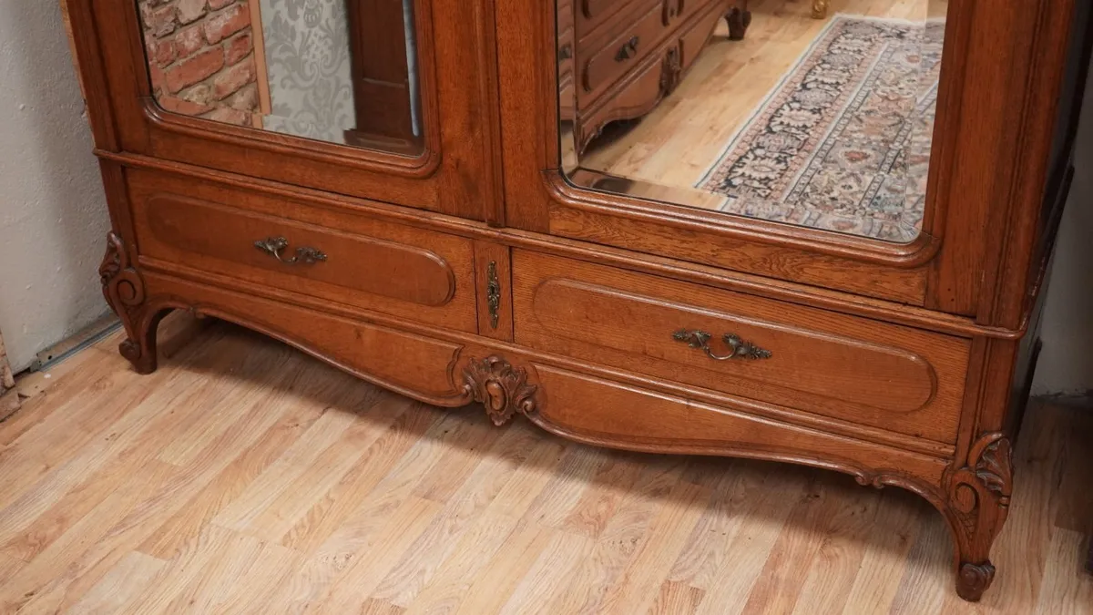 Antique French Armoire / Wardrobe - Image 4