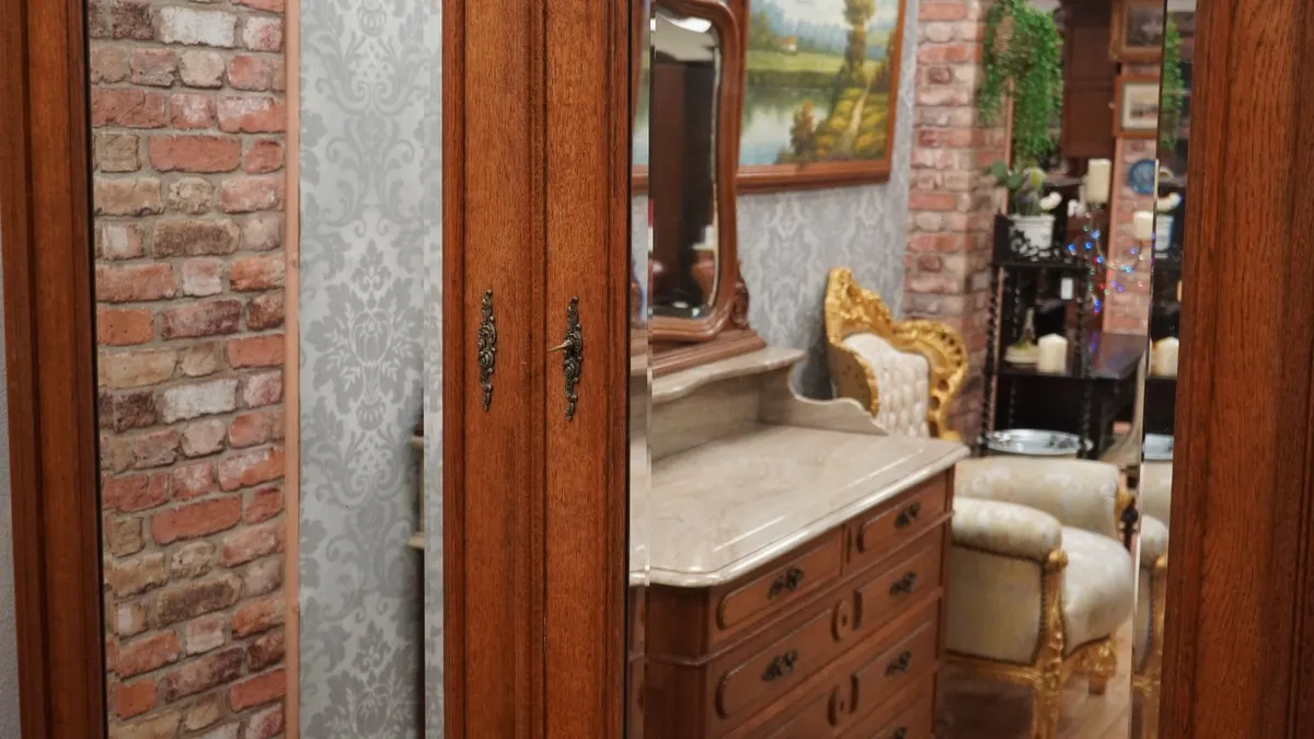 Antique French Armoire / Wardrobe - Image 3