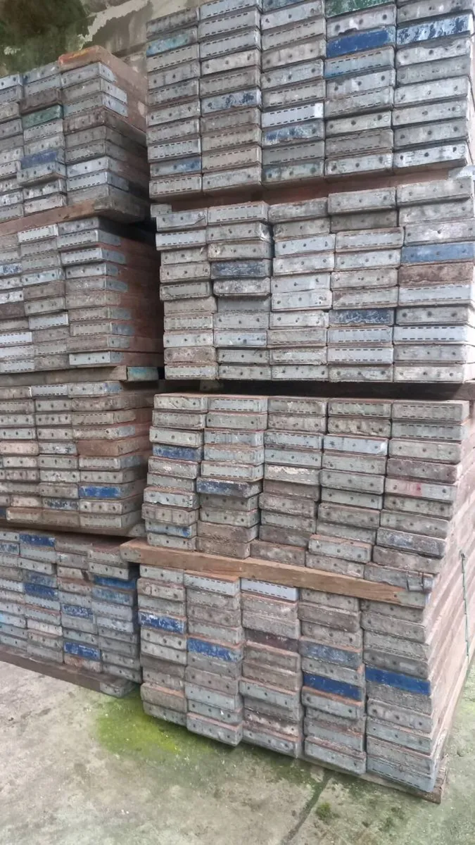 Planks for flowerbeds - Image 1