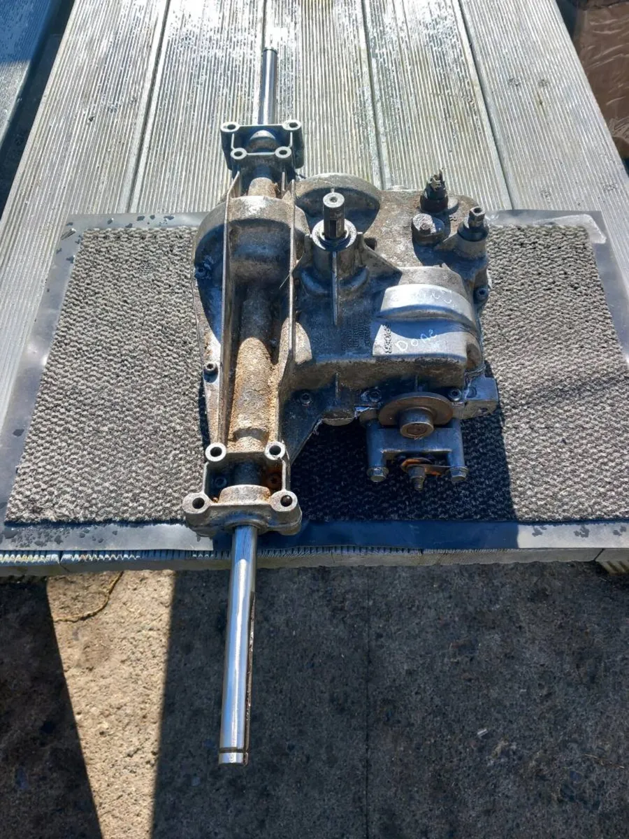 Castlegarden/Mountfield spicer manual gearbox - Image 4