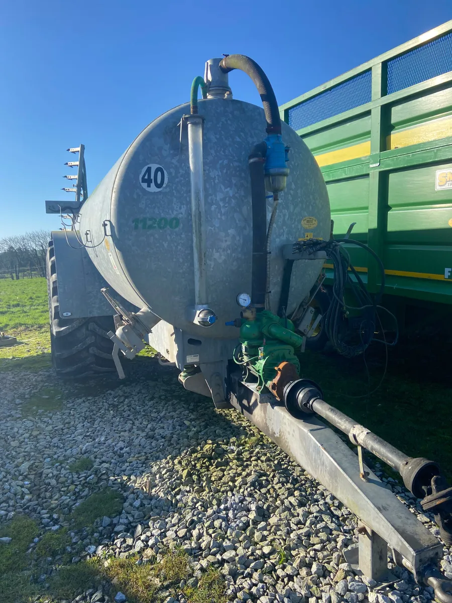 2500g conor tanker with trailing shoe - Image 1