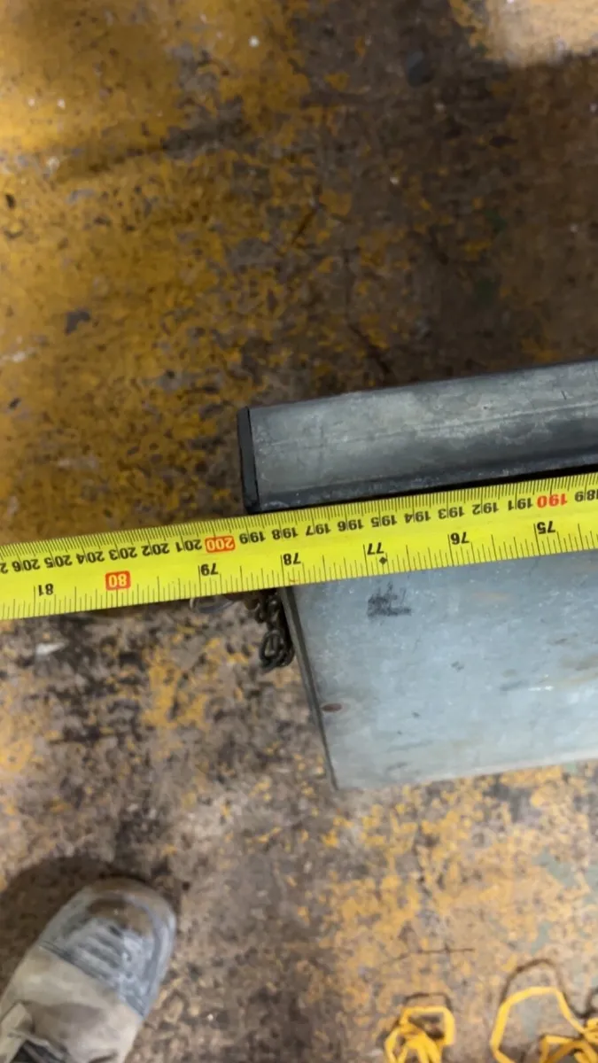 Ifor williams headboard - Image 2