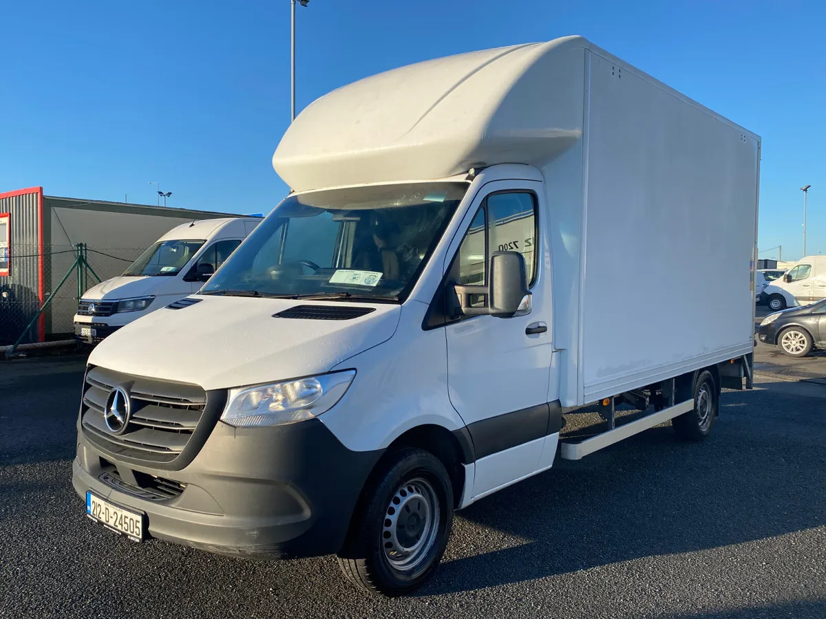2021 Mercedes Sprinter Luton 316CDI RWD - Image 3